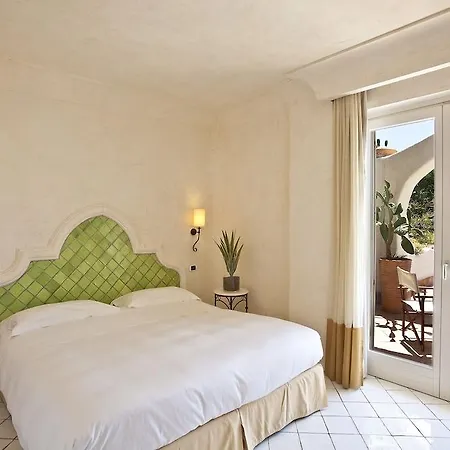 Therasia Sea And - The Leading Of The World