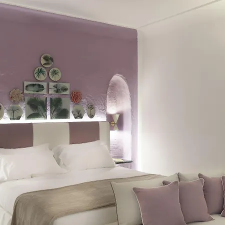 Therasia Sea And - The Leading Of The World מלון