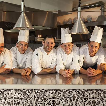 Therasia Sea And - The Leading Of The World 5*