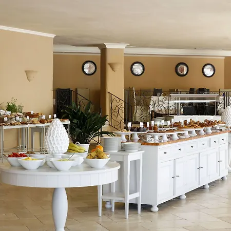 Therasia Sea And - The Leading Of The World מלון