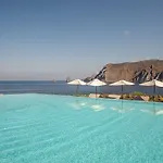 Therasia Sea And - The Leading Of The World מלון