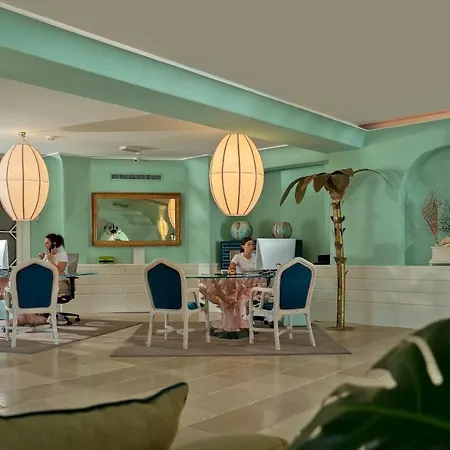 Therasia Sea And - The Leading Of The World 5*