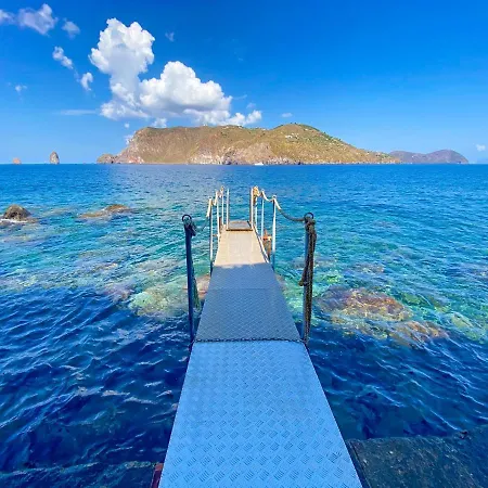 Therasia Sea And - The Leading Of The World 5*
