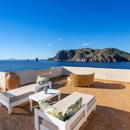 Therasia Sea And - The Leading Of The World 5* Vulcano (Isola)