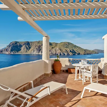 Therasia Sea And - The Leading Of The World Hotel 5*
