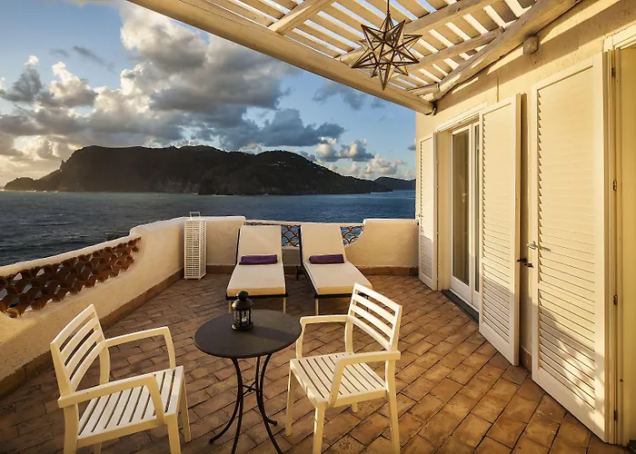 Therasia Sea And - The Leading Of The World Hotel