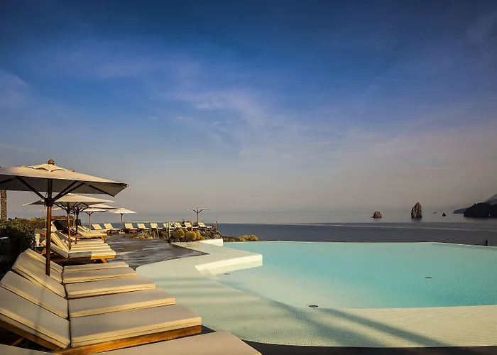 Therasia Sea And - The Leading Of The World