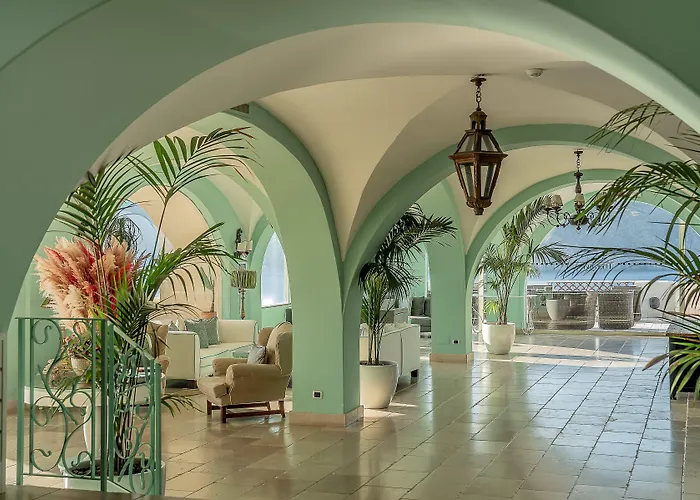 Hotel Therasia Sea And - The Leading Of The World